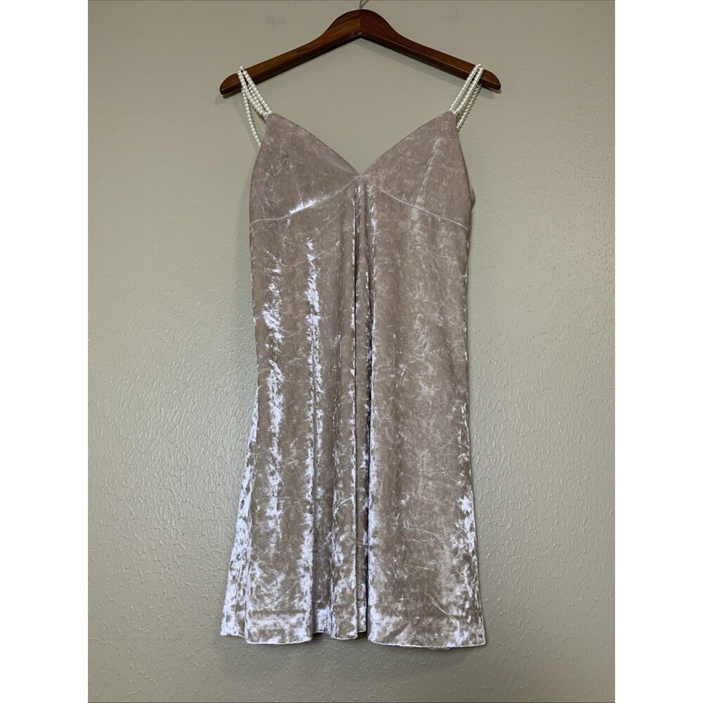 Argyle & Oxford Pearl Strap Velvet Mini Dress Champagne Beige Women's Size XS
